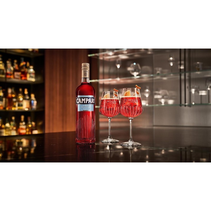 Campari Bitter - 70 cl, Aperitivo Bitter Alcolico, 25% Vol - 700ml Campari Bitter - 70 cl, Aperitivo Bitter Alcolico, 25% Vol - 700ml