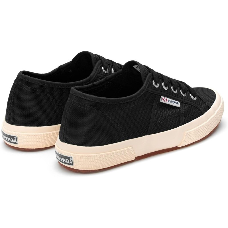 SUPERGA 2750-cotu Classic, Scarpe da Ginnastica Basse Unisex-Adulto - 43 EU Nero