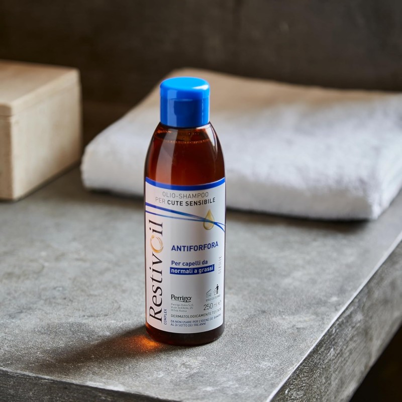 RestivOil Complex Olio Shampoo Delicato Antiforfora per Capelli da Normali a Grassi con Azione Antiseborroica e Anti Prurito, Shampoo Senza Schiuma, 250 ml