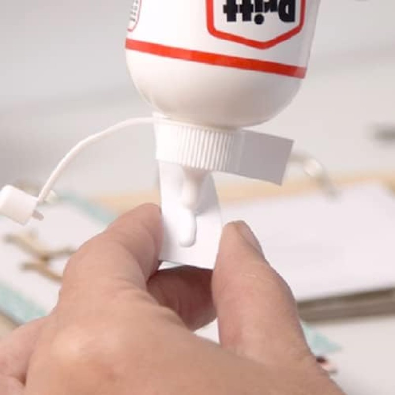 Pritt Colla Vinil Universale, Colla Vinilica, Colla per Lavoretti e Fai da te, Indispensabile per Uso Scuola, Casa e Ufficio, Feltro e Carta da Parati, per Pitture e Stucchi, Colla da 250 g