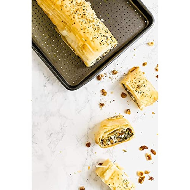 MasterClass Crusty Bake, teglia da forno antiaderente senza PTFE, PFOA e BPA, robusta lastra in acciaio al carbonio spessa 1 mm, con fori forati per una maggiore croccantezza, ultra doppio strato, 39x27 cm, grigio - 39 x 27 x 2 cm