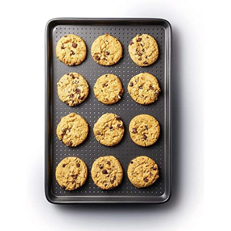 MasterClass Crusty Bake, teglia da forno antiaderente senza PTFE, PFOA e BPA, robusta lastra in acciaio al carbonio spessa 1 mm, con fori forati per una maggiore croccantezza, ultra doppio strato, 39x27 cm, grigio - 39 x 27 x 2 cm