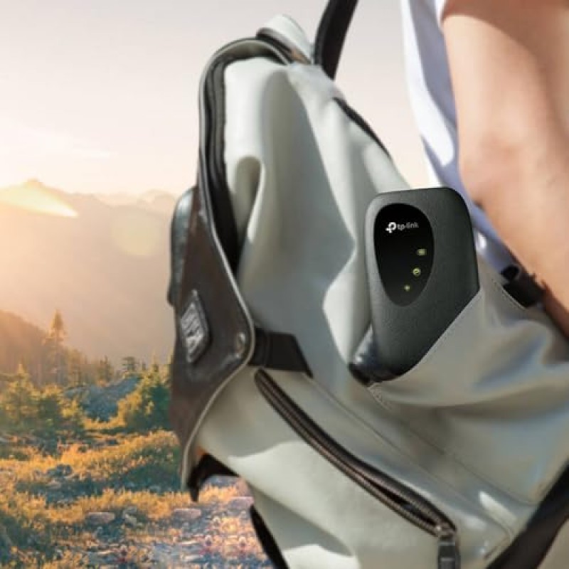 Tp-Link M7200 Mobile Router Hotspot Portatile, 4G Lte Cat4 150 MBps, Vincitore del Premio Red Dot Design, Può Essere Utilizzato in Tutti i Paesi Europei, Ieee 802.11B / G / N Frequenza: 2.4 Ghz, Nero