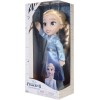 Frozen 2 – bambola Elsa Adventure 38 cm, estremamente dettagliata, indossa abiti da sogno ispirati al film ed è dotata di occhi scintillanti grazie al Royal Reflection Eyes