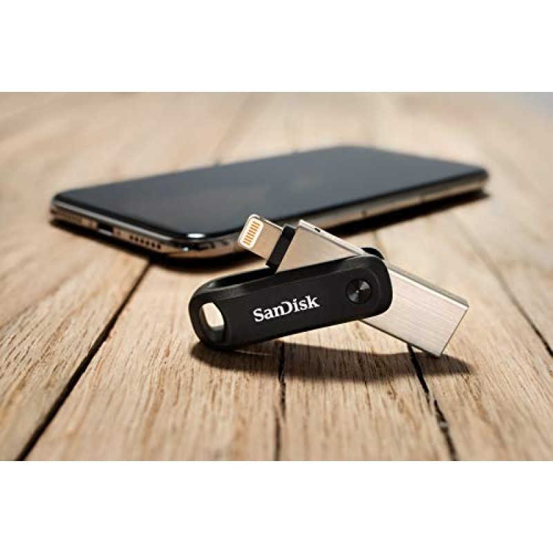 SanDisk 128GB iXpand Flash Drive Go with Lightning and USB 3.0 connectors, for iPhone/iPad, PC and Mac - 128 GB