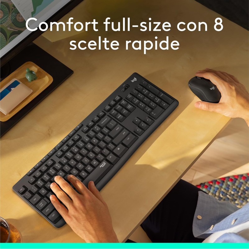 Logitech MK295 Silent Wireless Combo tastiera e mouse con tecnologia SilentTouch, tastierino numerico, tracciamento ottico avanzato, wireless senza ritardi, 90% di rumore in meno - Grafite Logitech MK295 Silent Wireless Combo tastiera e mouse con tecnologia SilentTouch, tastierino numerico, tracciamento ottico avanzato, wireless senza ritardi, 90% di rumore in meno - Grafite