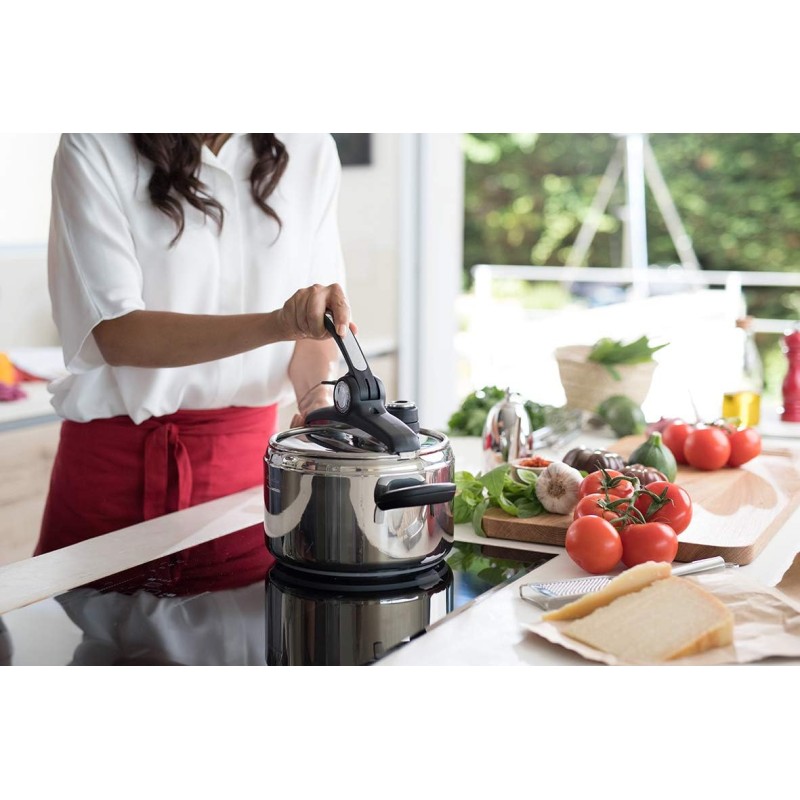 Lagostina Briosa LagoeasyUp Pentola a Pressione in Acciaio Inox 18/10 con Apertura Facile, Fondo Lagofusion e Valvola a Due Pressioni, Pentola a Pressione per Induzione e Gas, Capacità 3,5L - 3.5L