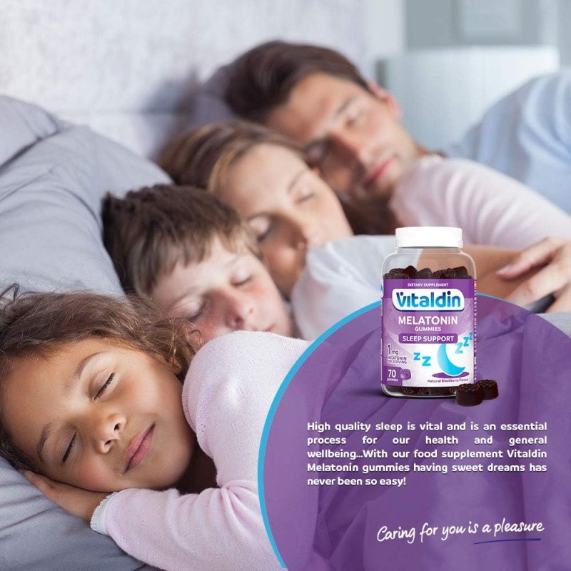VITALDIN Melatonina Gummies – 1 mg per dose – 70 Caramelle Gommose (fornitura per 2 mesi) gusto Mora – Aiuta a Regolare il Ciclo del Sonno – Senza Glutine- per Bambini e Adulti