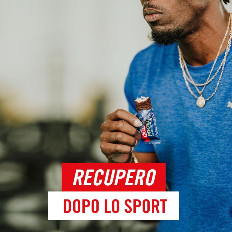 Enervit, Protein Bar 50% Dark Choco, Barrette Proteiche, 20g di Proteine, Low Sugar, con Vitamina D e B6, Gusto Cioccolato Fondente, Per il Recupero Dopo lo Sport, Senza Glutine, 12 Barrette da 40g