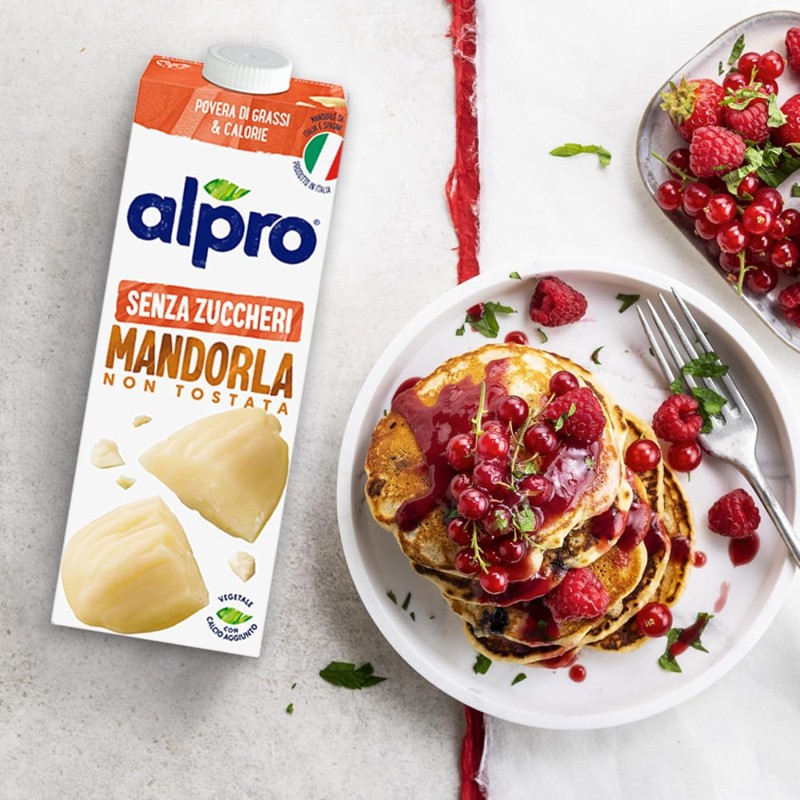 ALPRO SENZA ZUCCHERI, Bevanda alla MANDORLA, 100% vegetale con vitamine B2, B12, D2, E (8 confezioni x 1 Litro) - 1 l (Confezione da 8) ALPRO SENZA ZUCCHERI, Bevanda alla MANDORLA, 100% vegetale con vitamine B2, B12, D2, E (8 confezioni x 1 Litro) - 1 l (Confezione da 8)