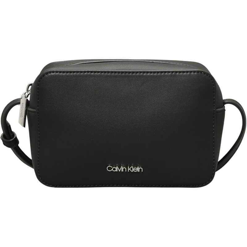 Calvin Klein Donna Borsa a Tracolla Ck Must Camera Bag Piccola, Nero (Ck Black), Taglia Unica Calvin Klein Donna Borsa a Tracolla Ck Must Camera Bag Piccola, Nero (Ck Black), Taglia Unica