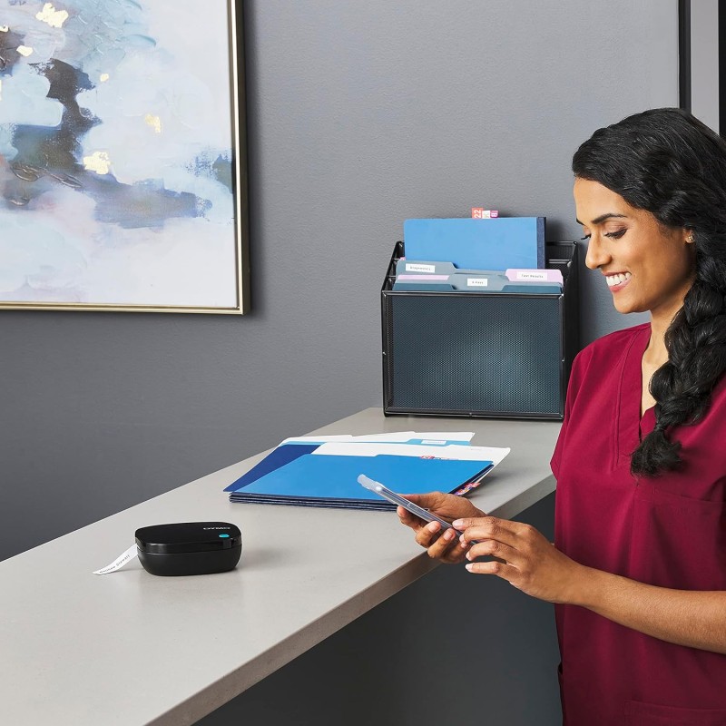 DYMO LetraTag 200B etichettatrice Bluetooth | Stampante per etichette compatta | Si connette a iOS e Android tramite tecnologia wireless Bluetooth | Include 3 rotoli di etichette assortite - Con 3 rotoli di etichette