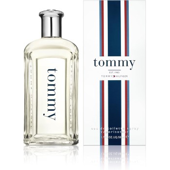 Tommy Hilfiger – Eau de Toilette Tommy 50 ml – Profumo Uomo – Fragranza Fougère – Note Agrumate e Fruttate – Flacone in Vetro Trasparente - 50 ml (Confezione da 1) Tommy Hilfiger – Eau de Toilette Tommy 50 ml – Profumo Uomo – Fragranza Fougère – Note Agrumate e Fruttate – Flacone in Vetro Trasparente - 50 ml (Confezione da 1)