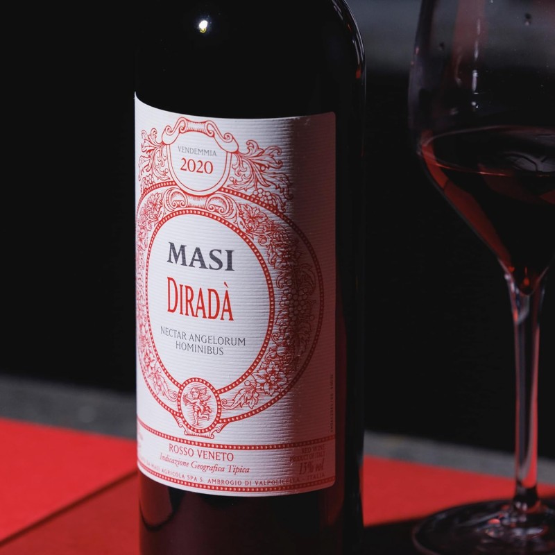 MASI "DIRADÀ ROSSO" 2020 | Vino Rosso Veneto IGT | | 750 ml | Appassimento Expertise | Elegante e morbido - 750 ml MASI "DIRADÀ ROSSO" 2020 | Vino Rosso Veneto IGT | | 750 ml | Appassimento Expertise | Elegante e morbido - 750 ml
