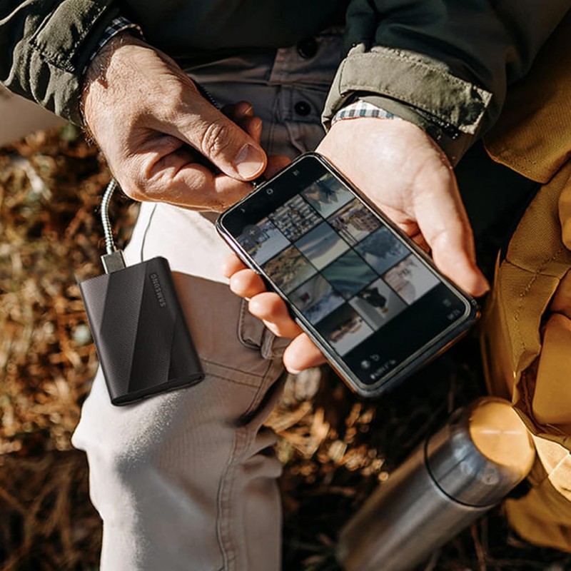 Samsung Memorie T9 MU-PG2T0B SSD Esterno Portatile da 2TB, USB 3.2 Gen 2x2, 20 Gbps, Nero - 2 TB Samsung Memorie T9 MU-PG2T0B SSD Esterno Portatile da 2TB, USB 3.2 Gen 2x2, 20 Gbps, Nero - 2 TB