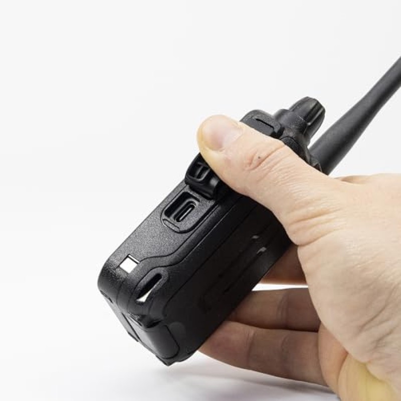 PMR R45 PRO 446 MHz, 0,5 W, 99 canali programmabili, 16 PMR e 38 CTCSS e 104 toni DCS, silenzioso a 5 livelli, VOX, TOT, BCL, Scan, Roger Beep - Distance from 8 km PMR R45 PRO 446 MHz, 0,5 W, 99 canali programmabili, 16 PMR e 38 CTCSS e 104 toni DCS, silenzioso a 5 livelli, VOX, TOT, BCL, Scan, Roger Beep - Distance from 8 km