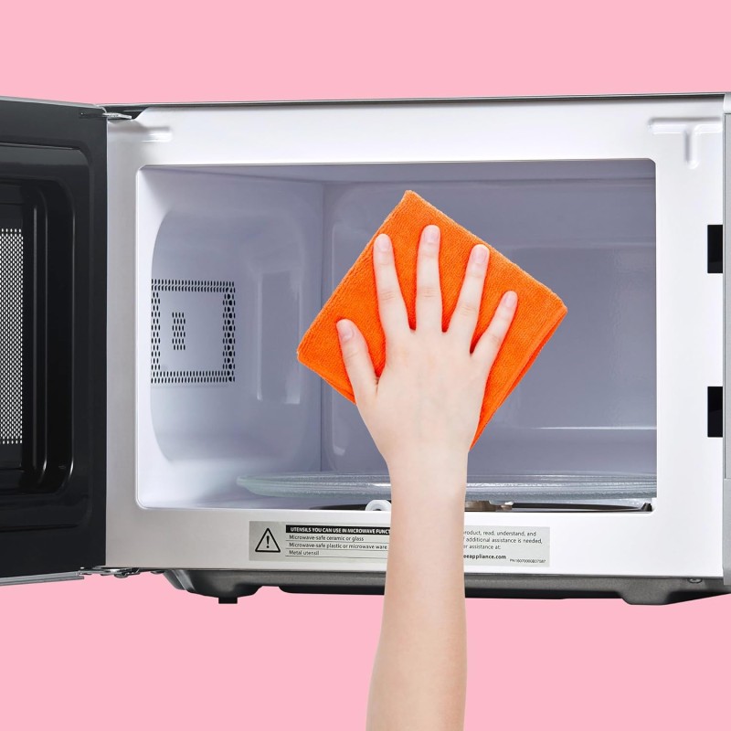 COMFEE' Forno a Microonde Digitale, 700W, 20L, 6 Menù Preimpostati, Express Cook, 11 Livelli di Potenza, Scongelamento, Funzione di Memorizzazione - Grigio - CM-E202CC(GR) - Grigio