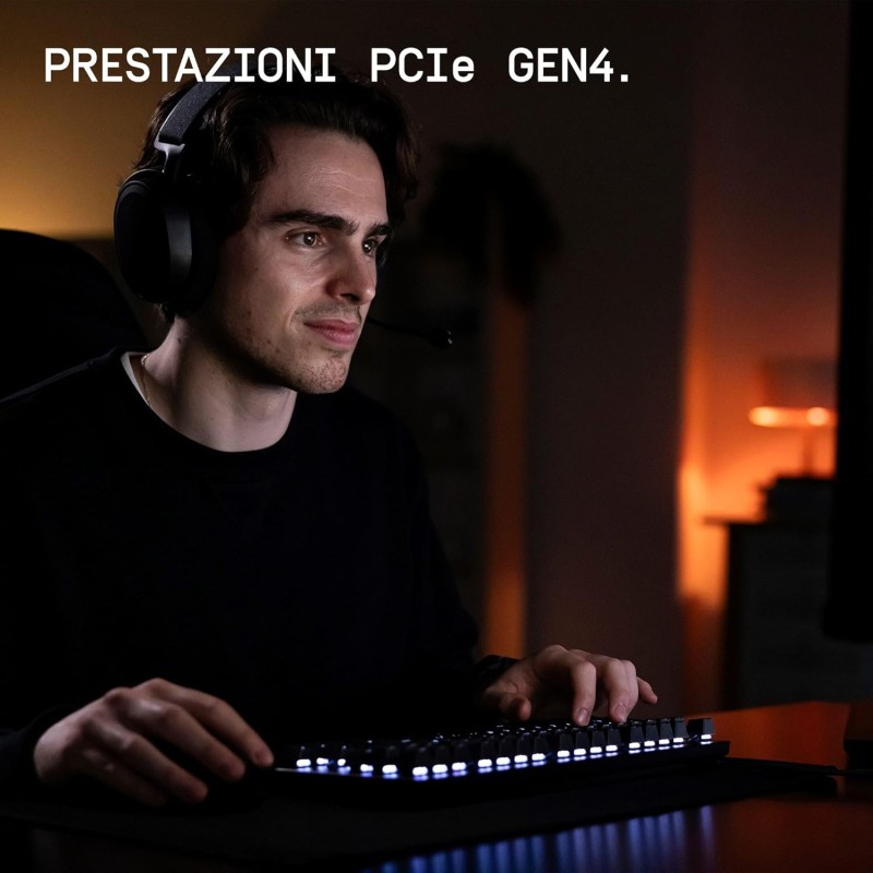 WD_BLACK SN7100 2TB NVMe SSD Interno, M.2 2280, velocità di lettura fino a 7250 MB/s, Next Gen TLC 3D NAND, WD_BLACK DASHBOARD, Progettata per i laptop e i dispositivi portatili da gaming - 2TB